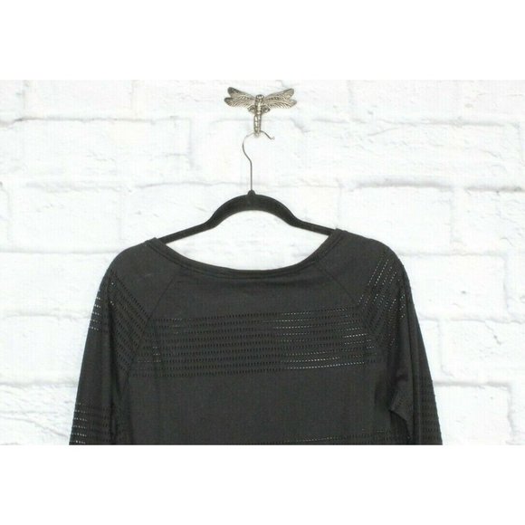 ATHLETA Black Eyelet Crewneck 3/4 Sleeves Blouse Size M - Picture 6 of 8